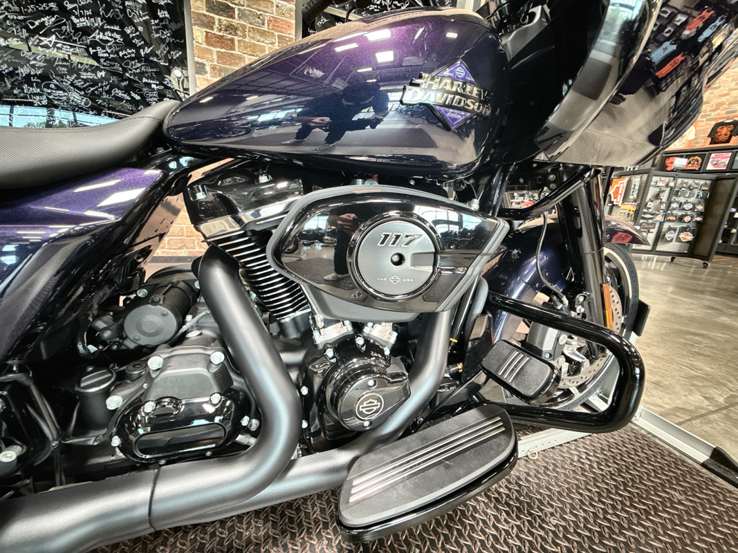Road Glide®