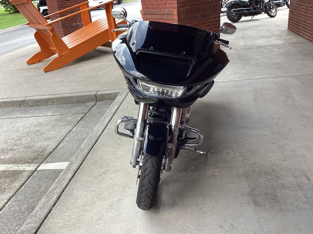Road Glide®