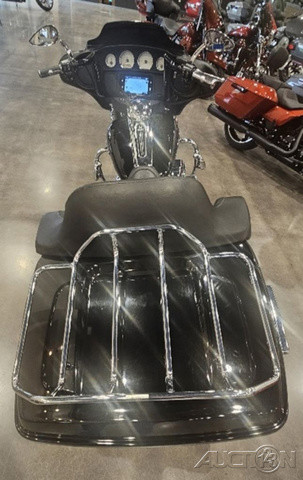 Street Glide®