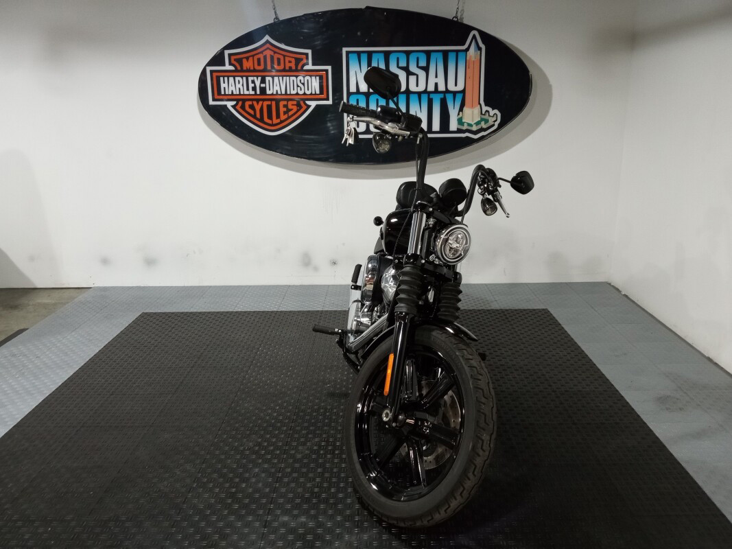 Street Bob®