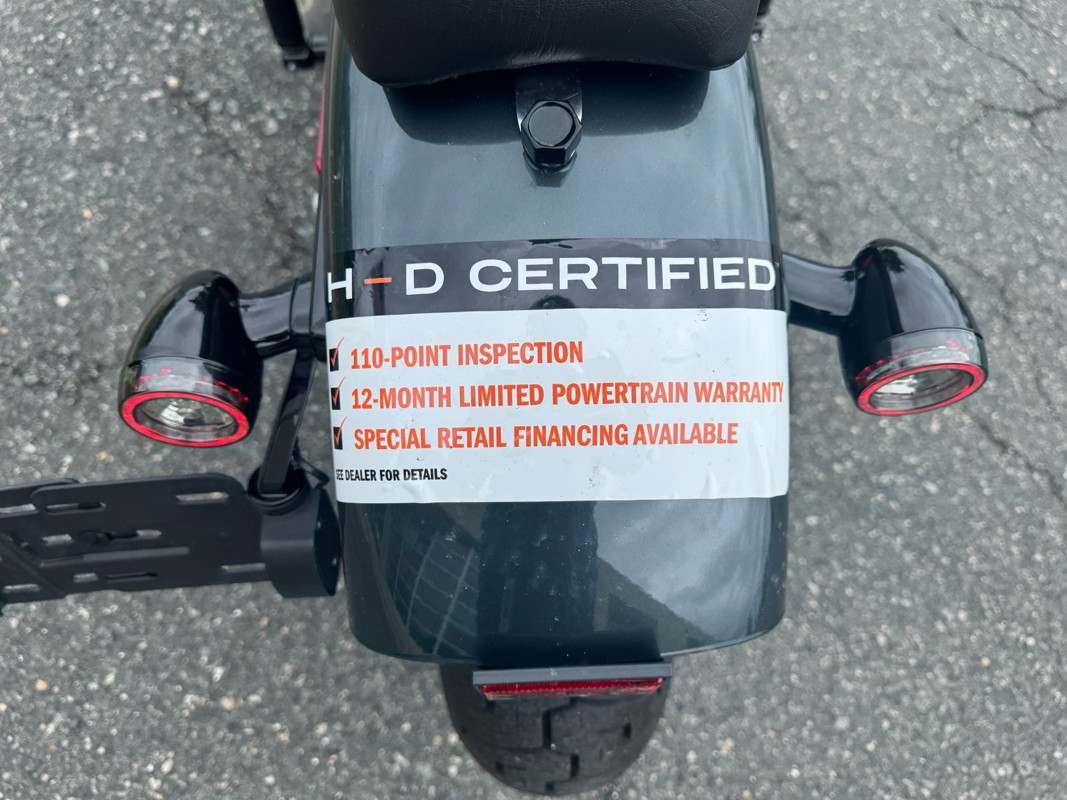Street Bob®