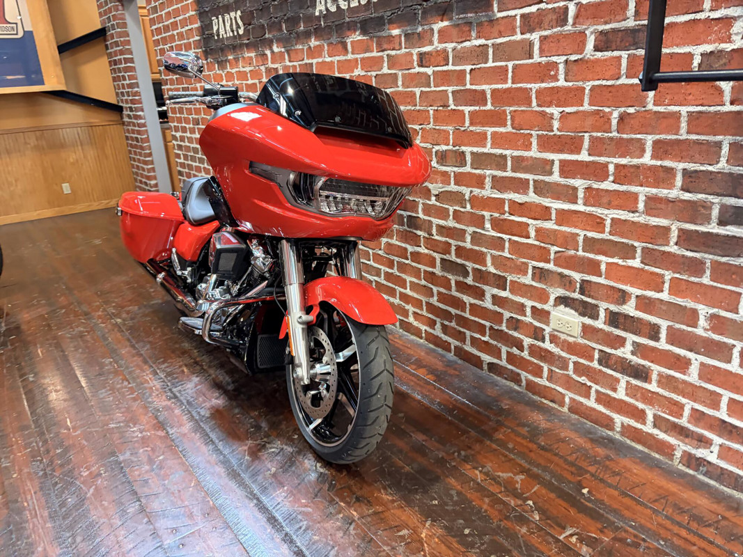 Road Glide®
