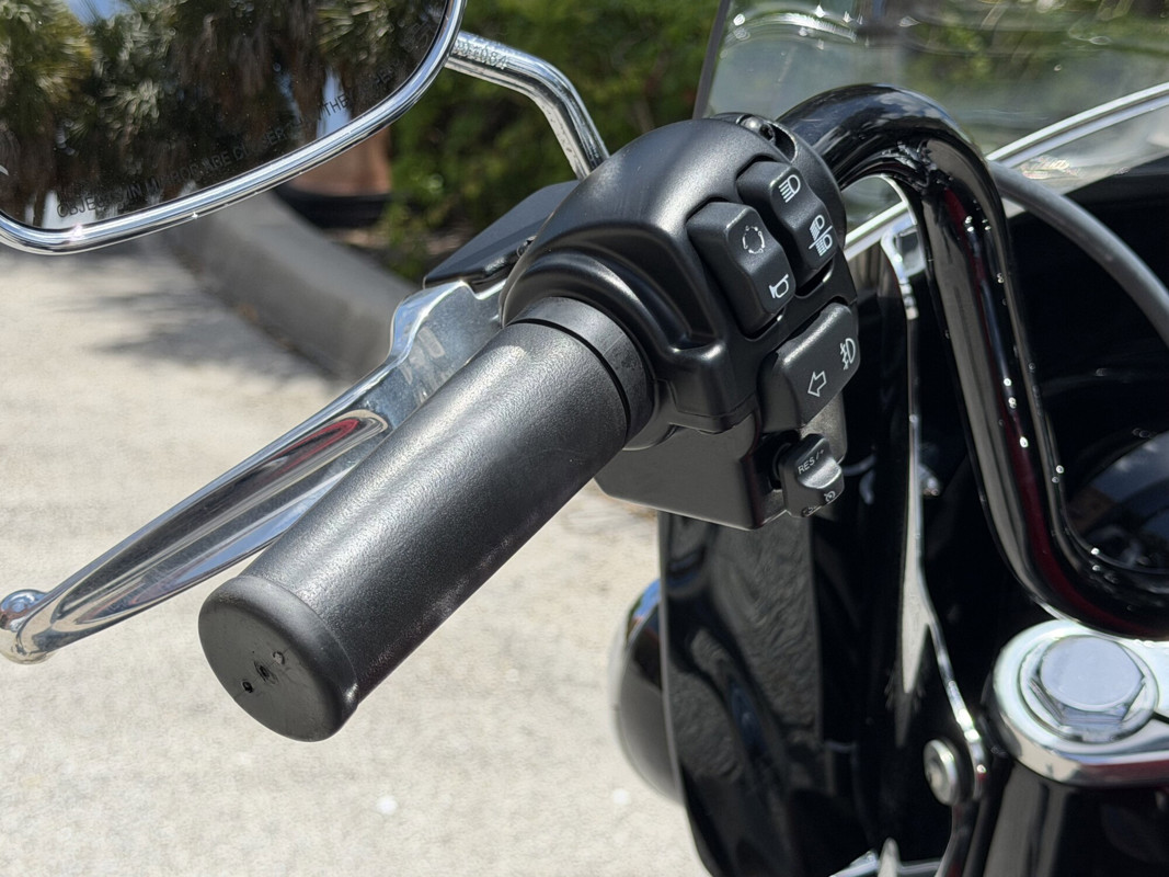 Softail® Heritage Classic 114