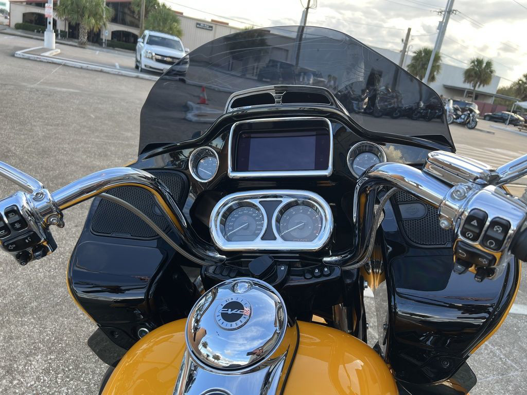 CVO® Road Glide® Limited