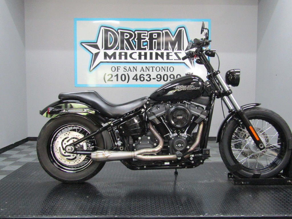 Street Bob®