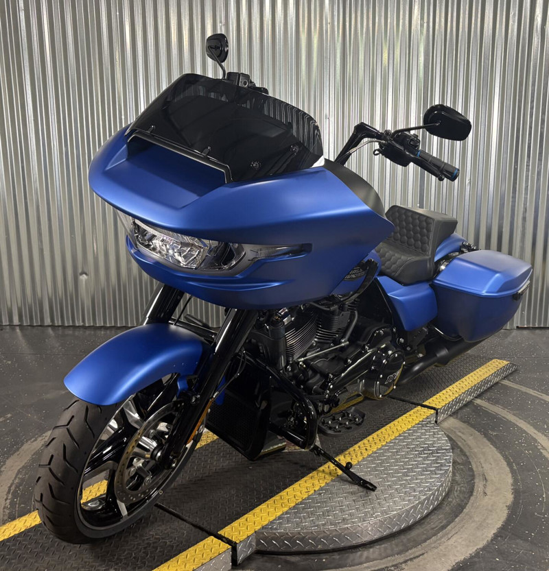 Road Glide®