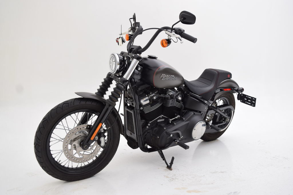Softail® Street Bob®