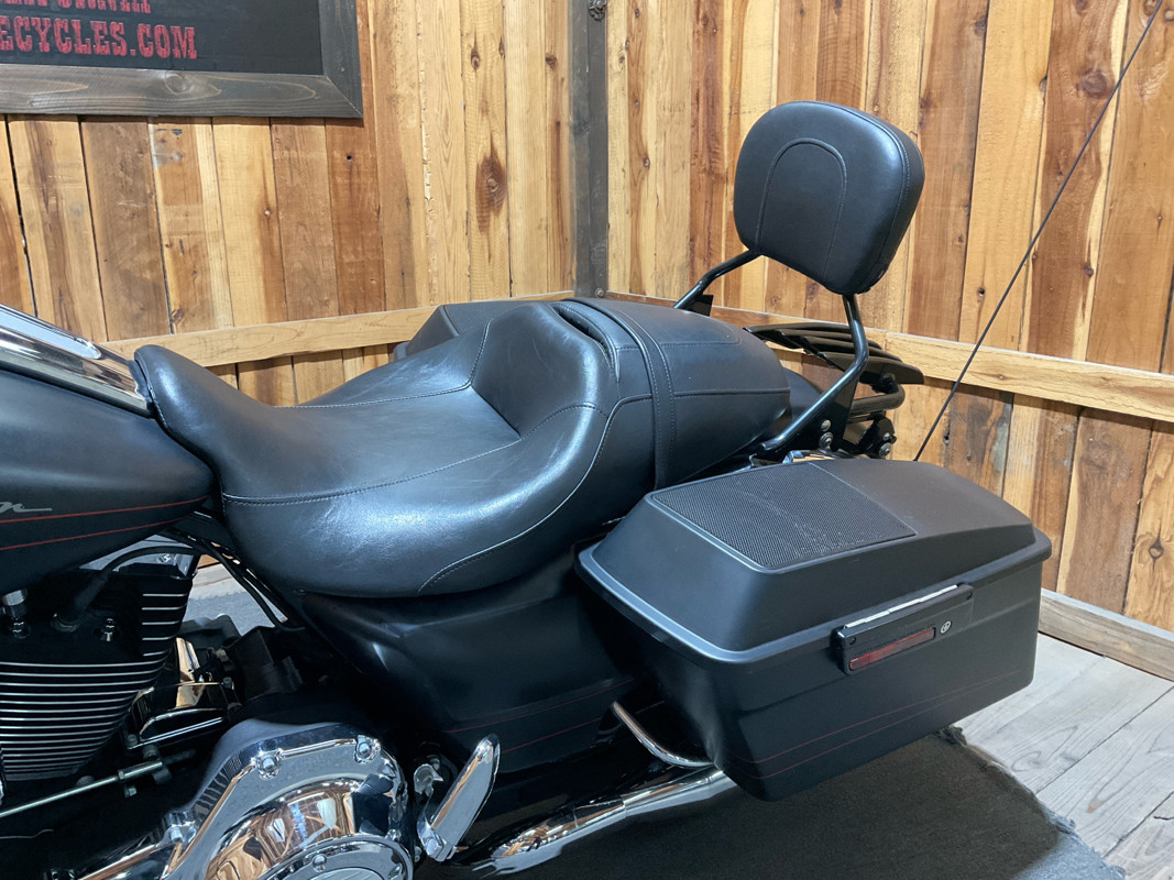 Road Glide® Custom