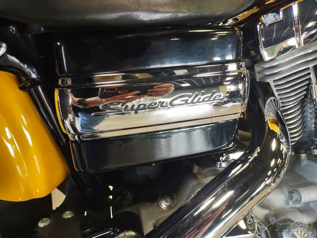 Dyna® Super Glide® Custom