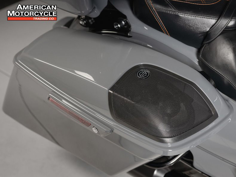 CVO® Road Glide®