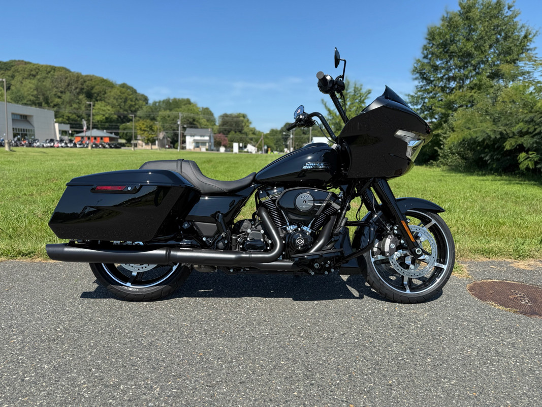 Road Glide®