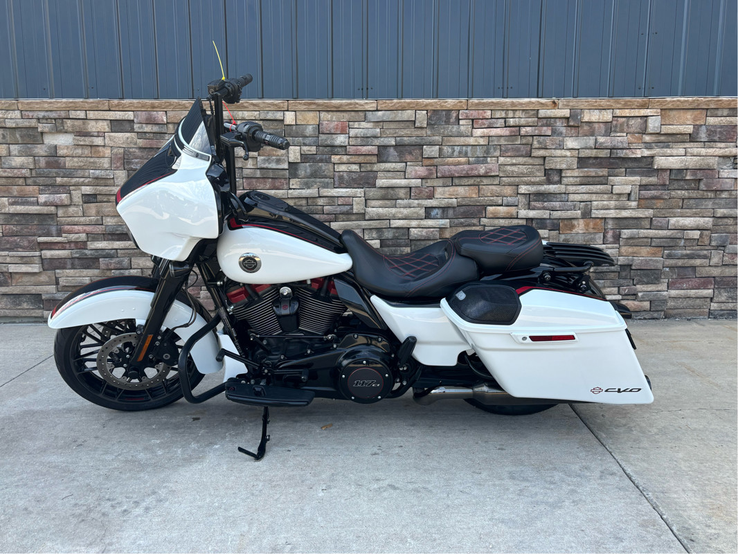 CVO® Street Glide®