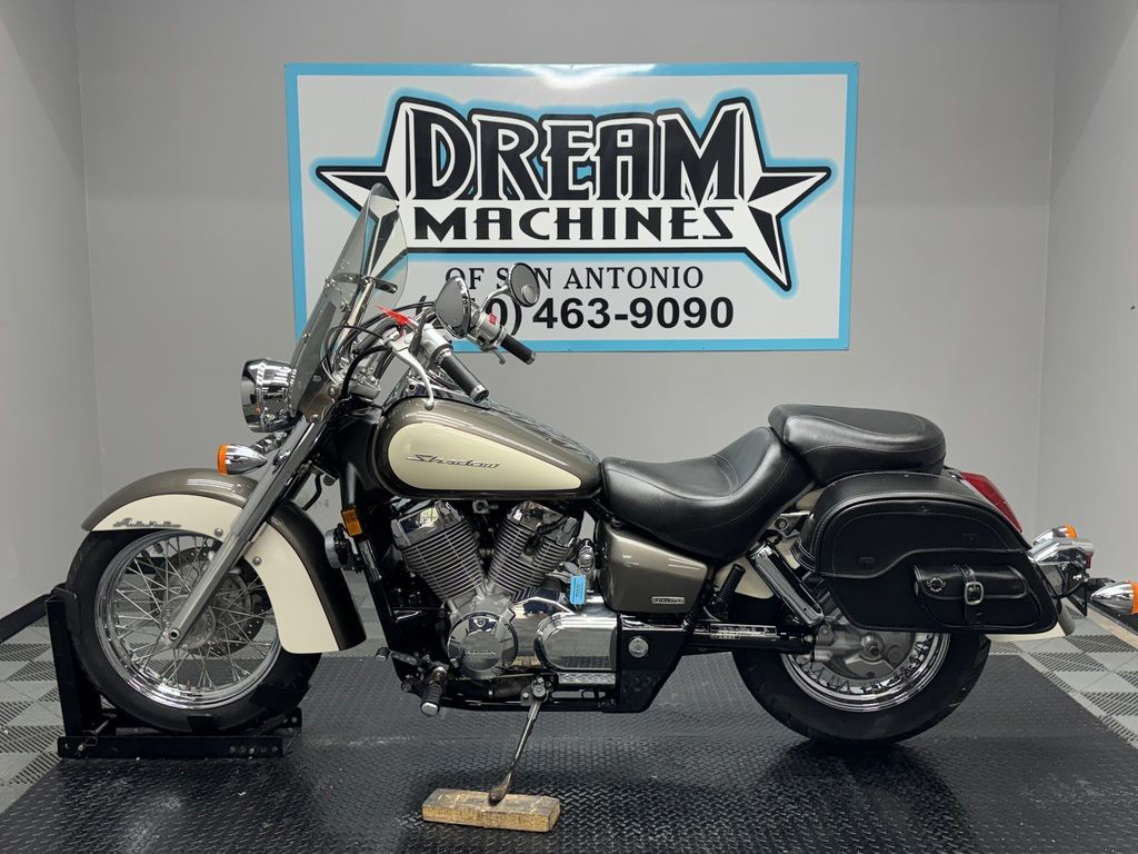 Shadow 750 Aero