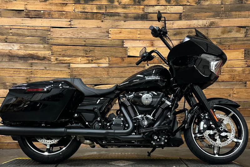 Road Glide®