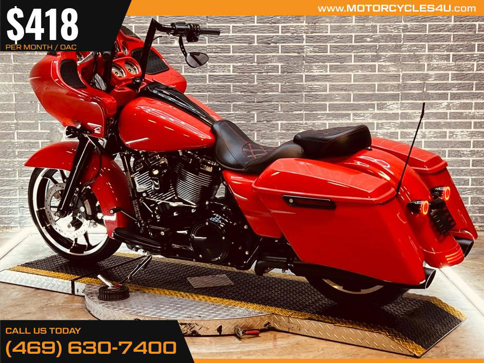 Road Glide®