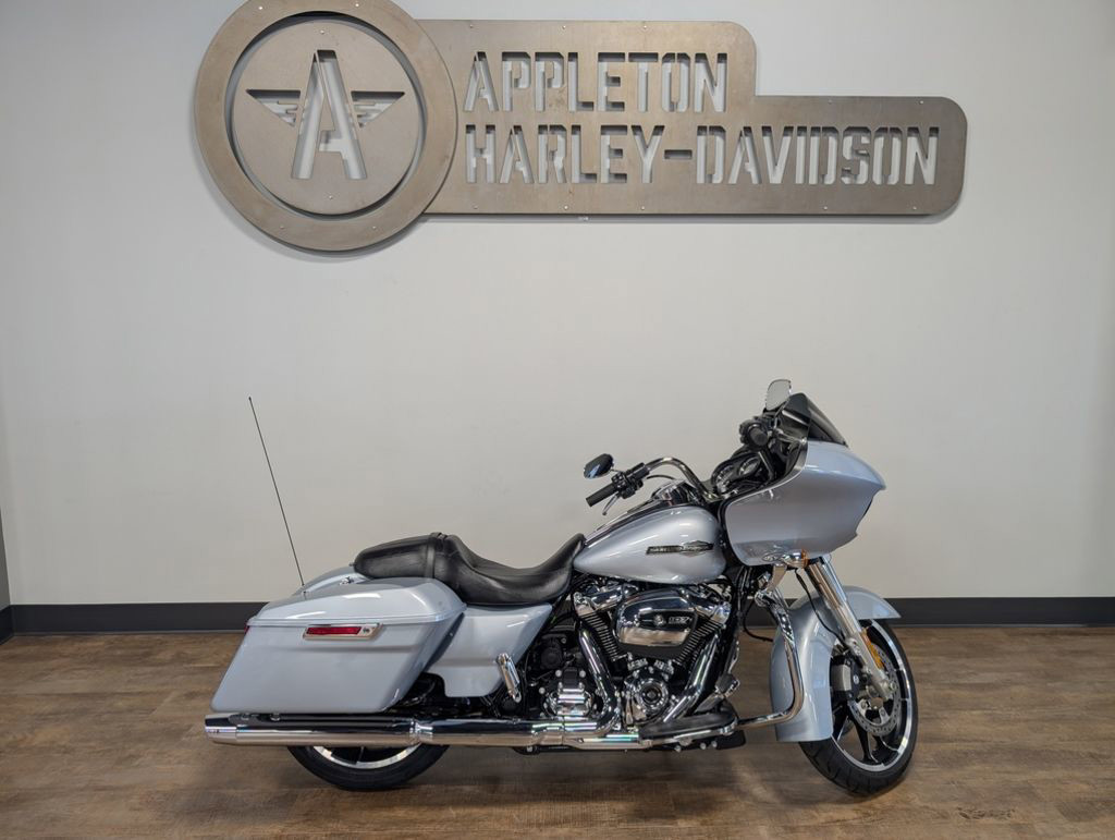 Road Glide®