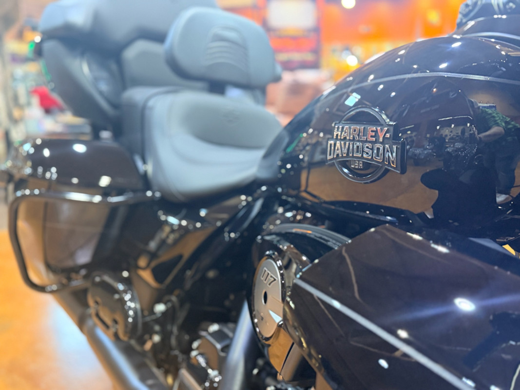 Street Glide® Limited
