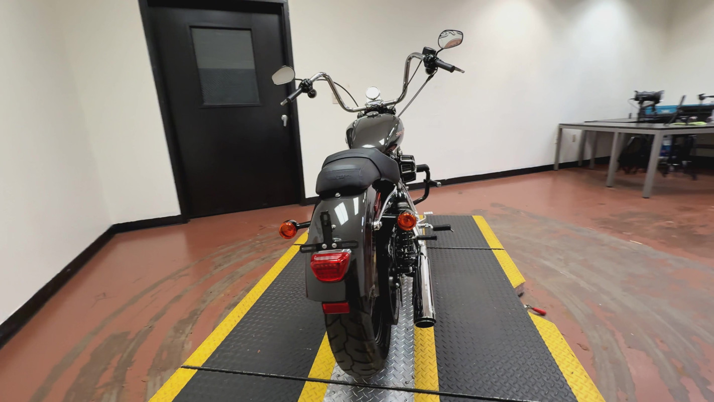 Sportster® 1200 Custom