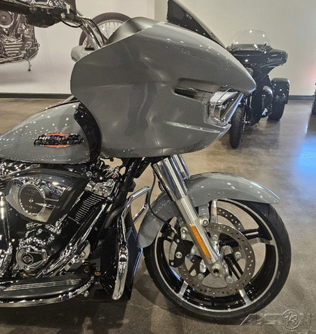 Road Glide®