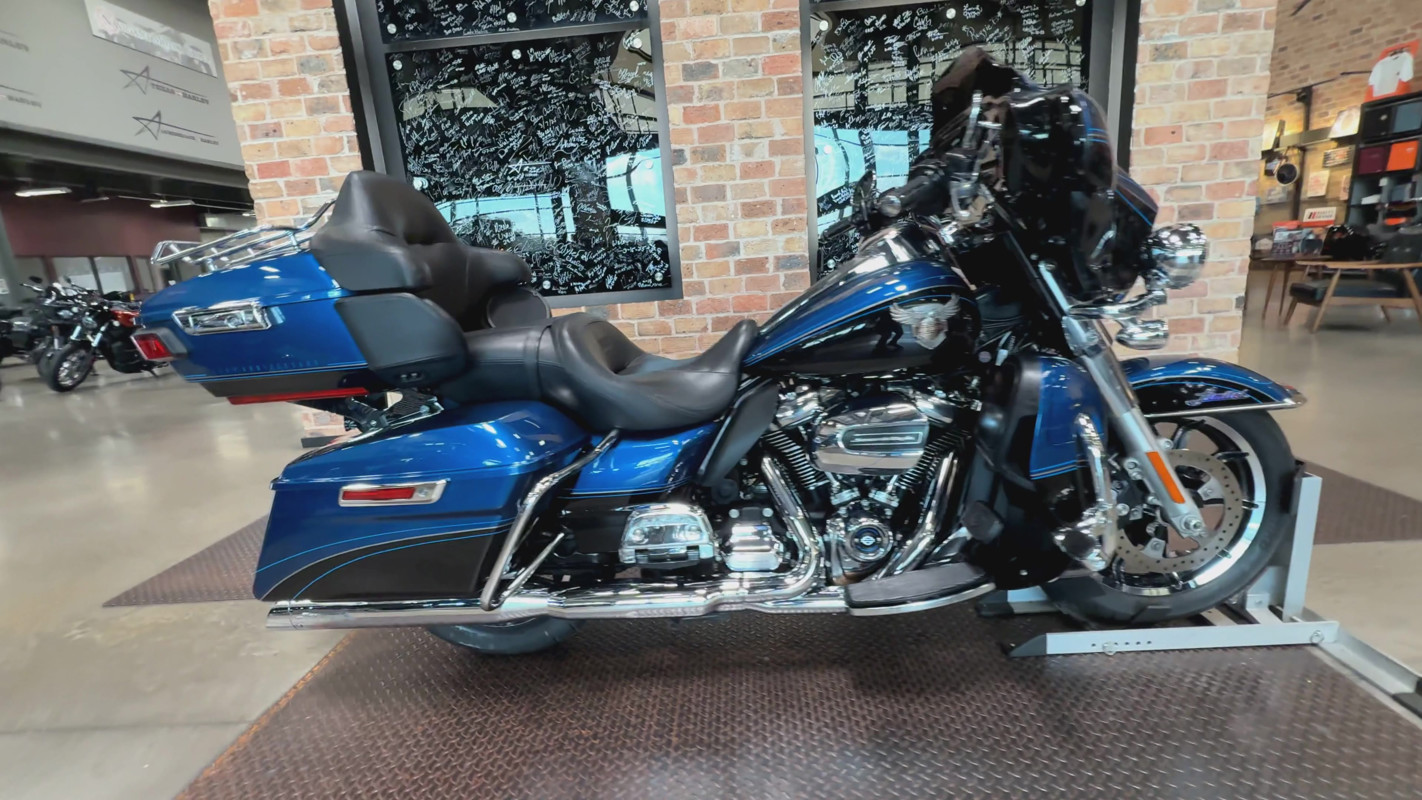 Electra Glide® Ultra® Limited 115th Anniversary