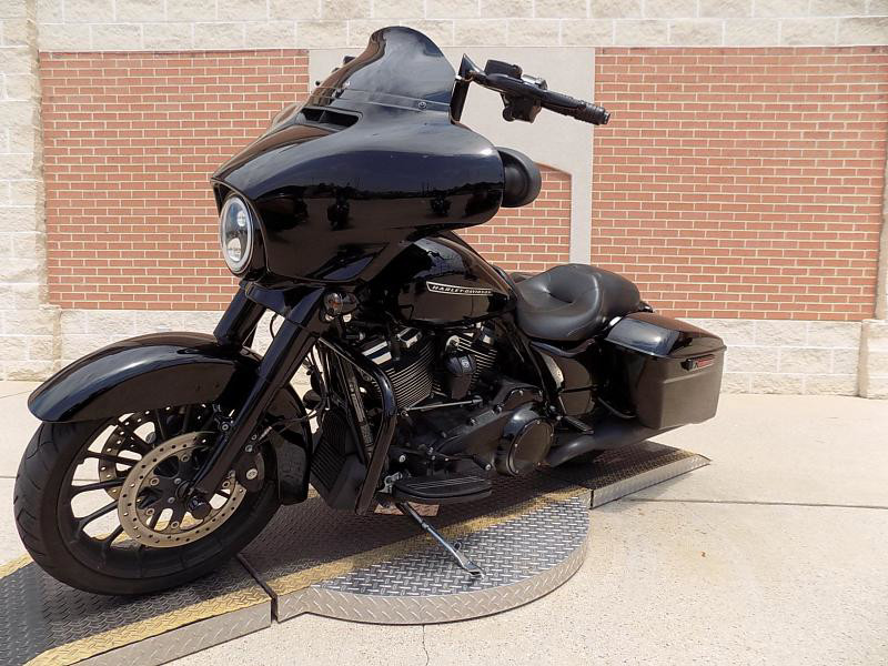 Street Glide® Special