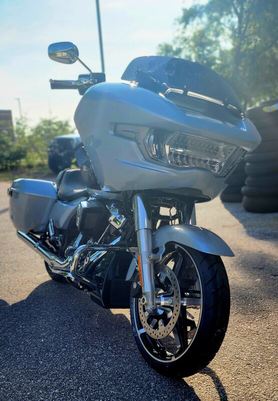Road Glide®
