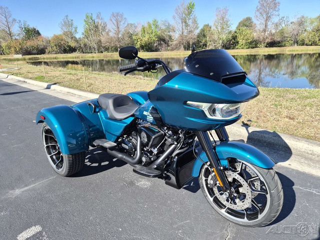 Road Glide® 3
