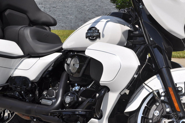 Street Glide® Limited