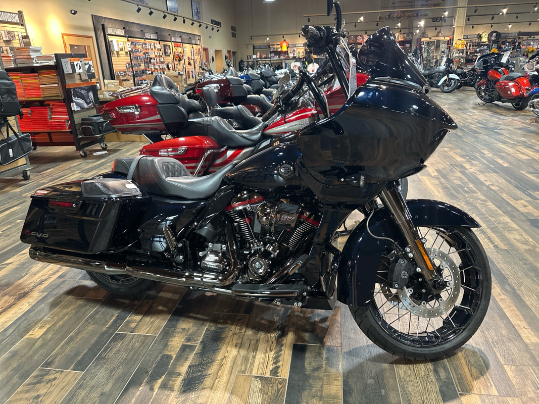 CVO® Road Glide®