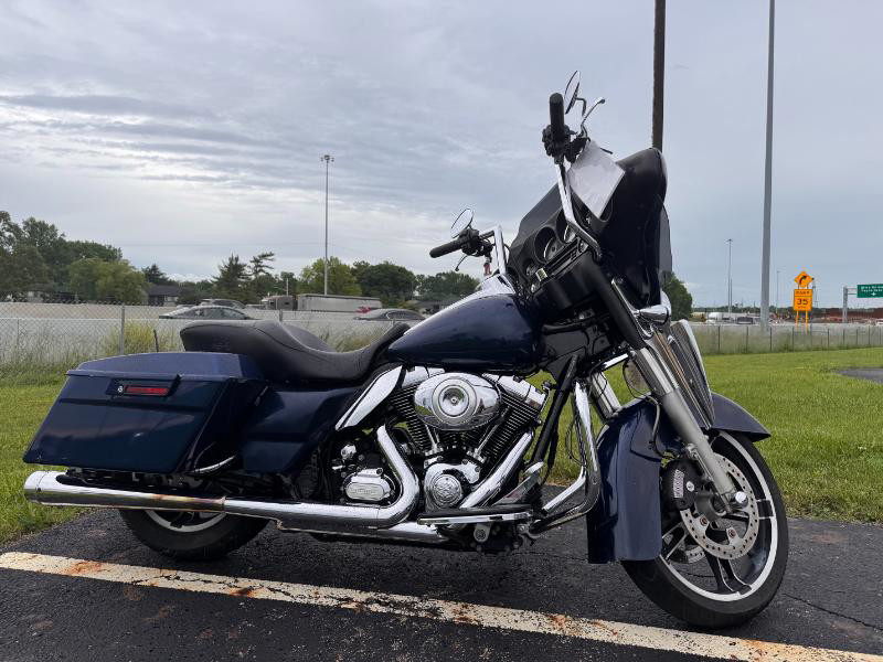 Street Glide®