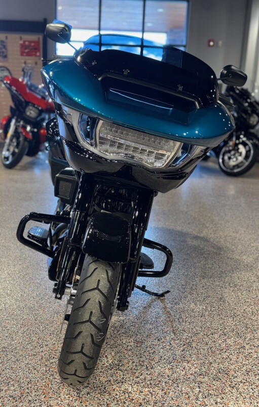 Road Glide®