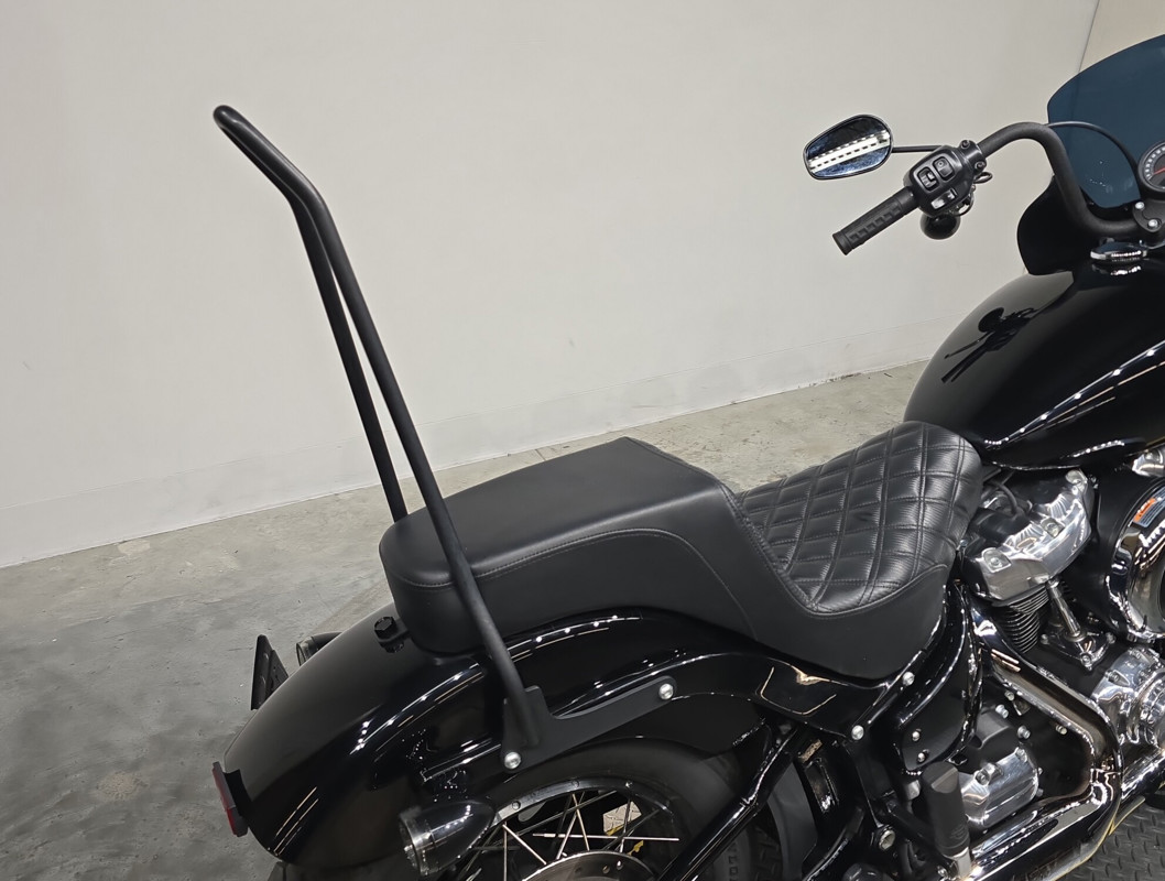 Street Bob®