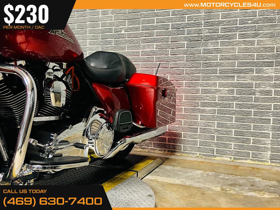 Street Glide®