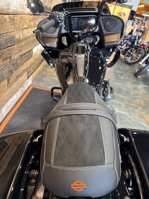 Road Glide®