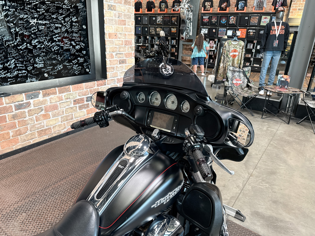 Street Glide® Special