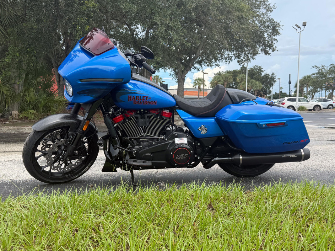 CVO® Street Glide® ST