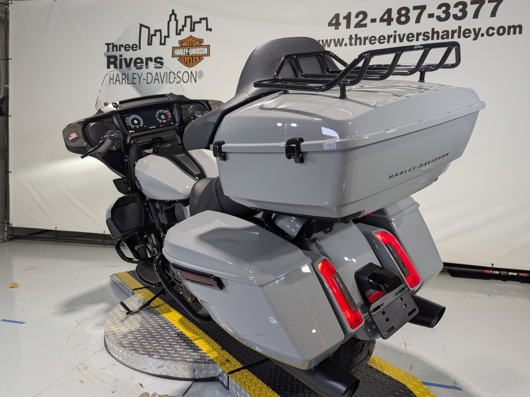 Street Glide® Ultra