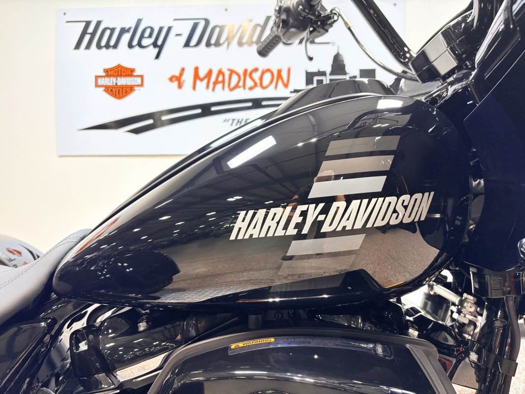 Road Glide® 3