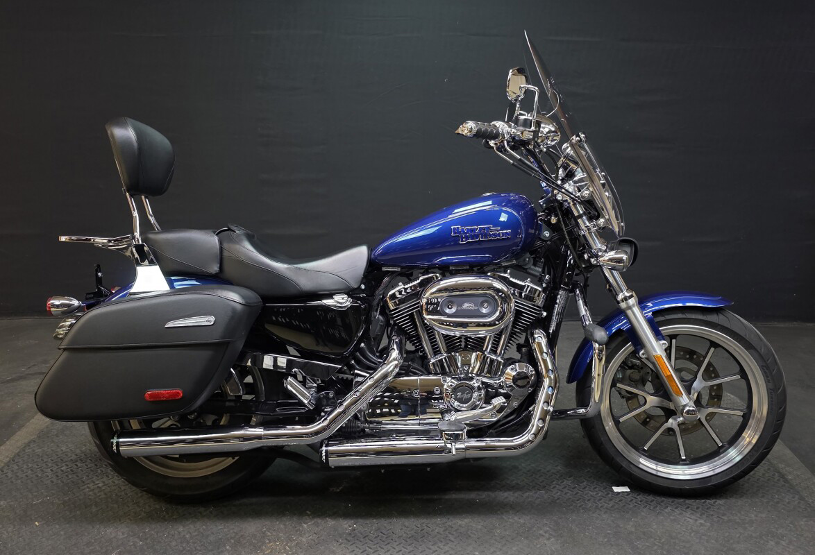 Sportster® SuperLow® 1200T