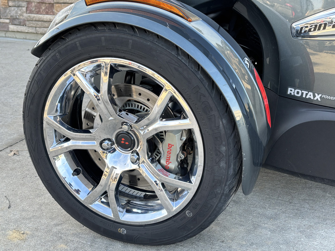 Spyder RT Limited Dark