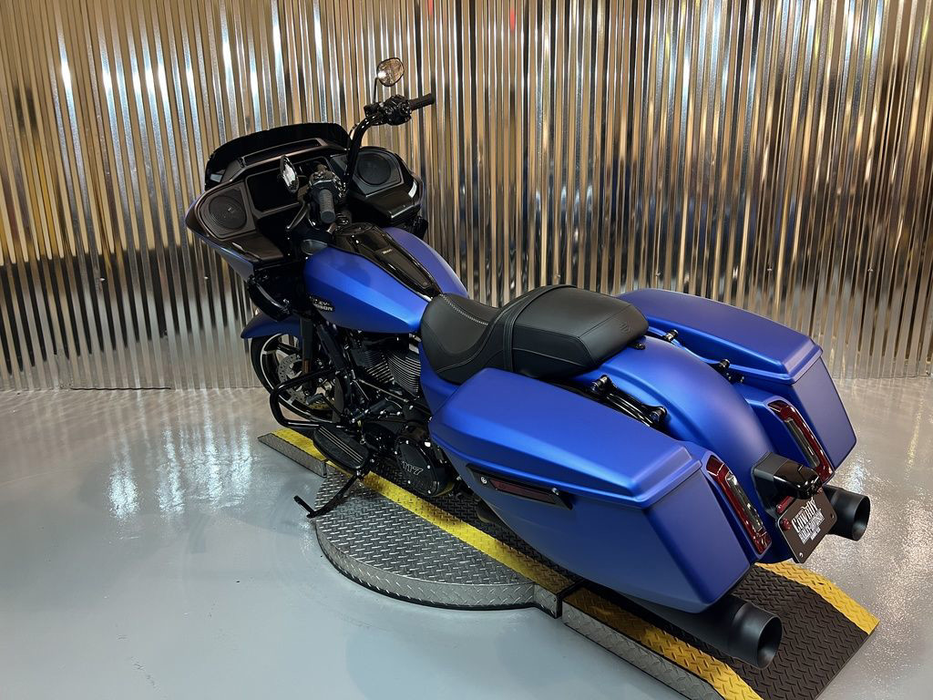Road Glide®