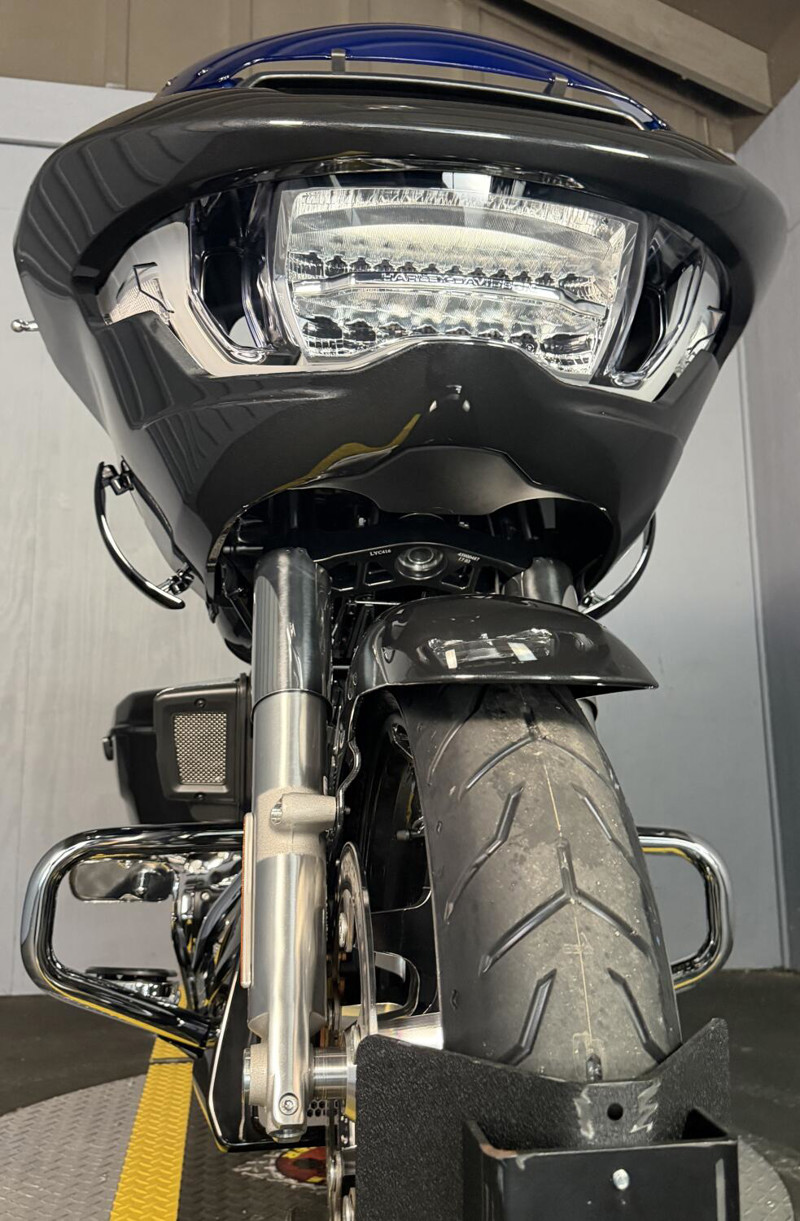 Road Glide®