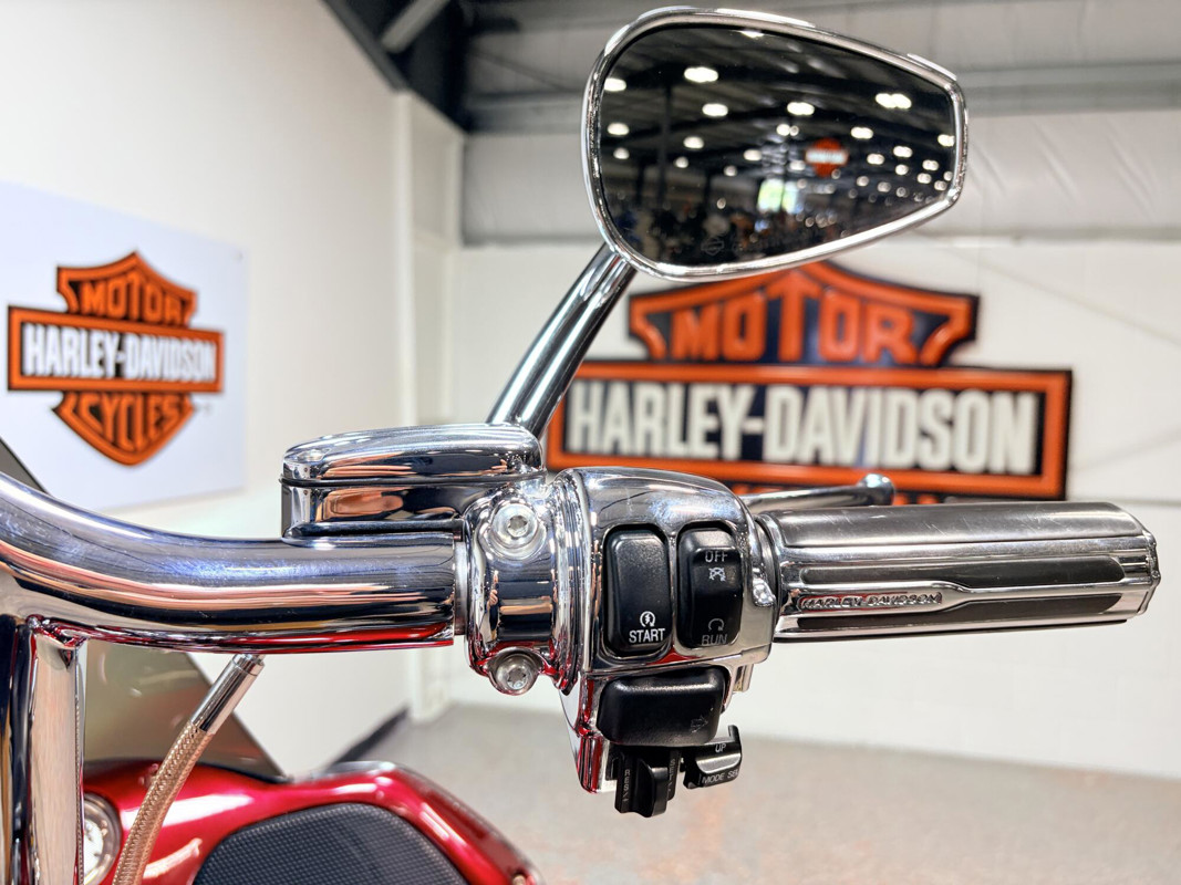CVO™ Road Glide® Ultra