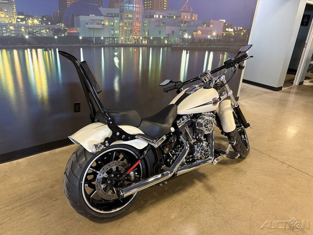Softail® Breakout®