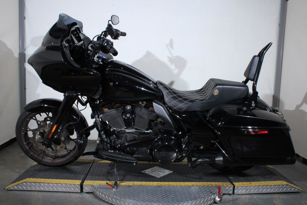 Road Glide® ST