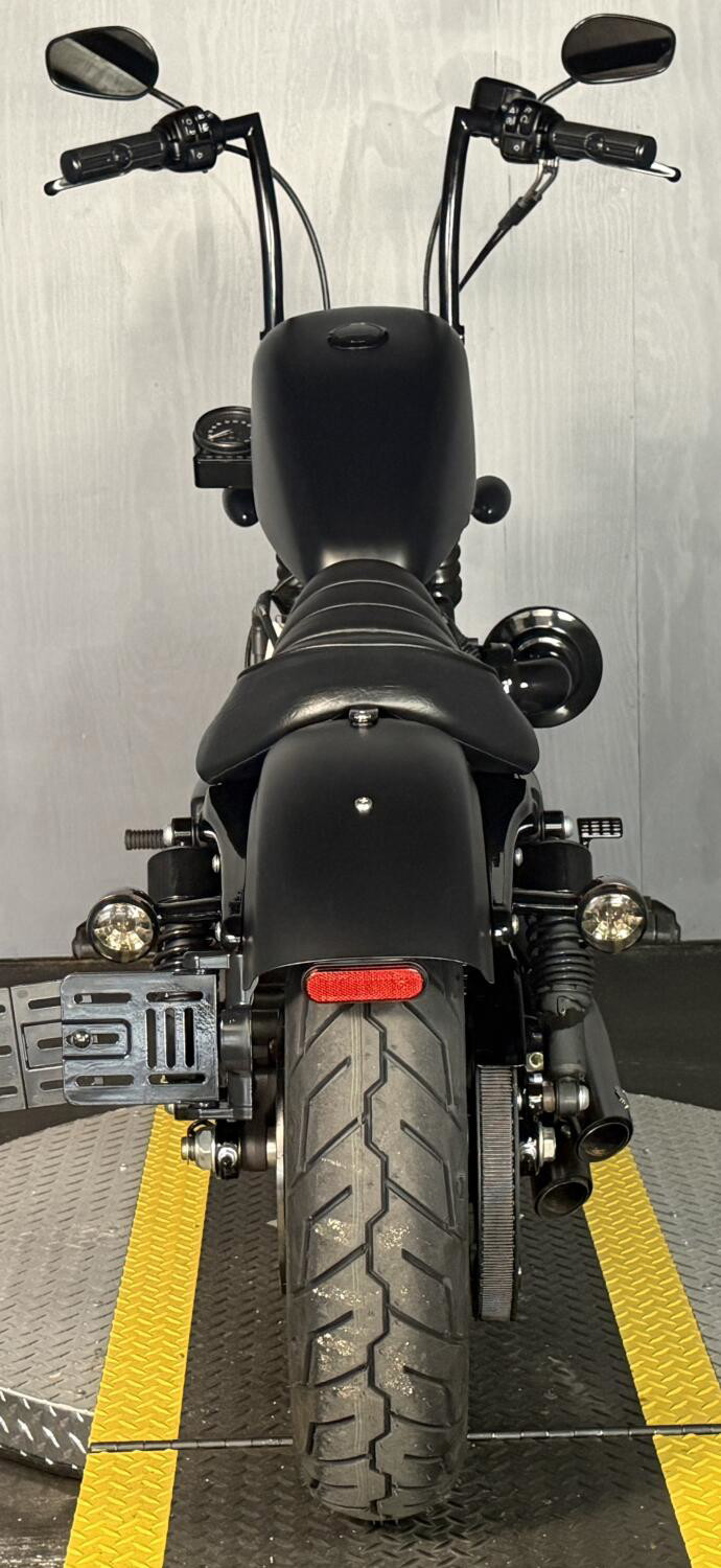 Iron 883®