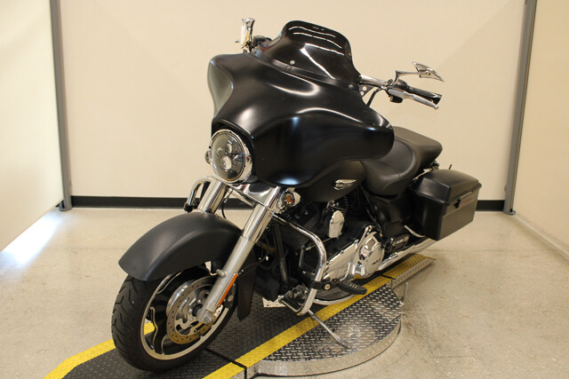 Street Glide®