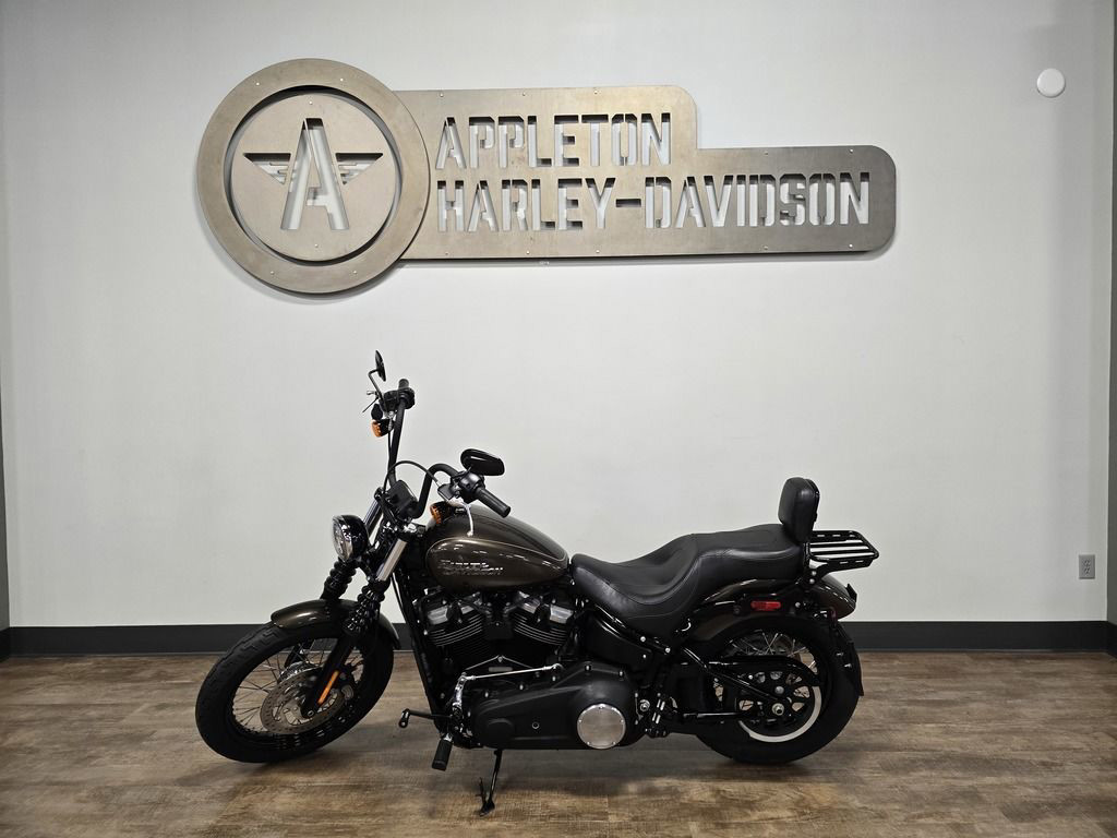 Street Bob®