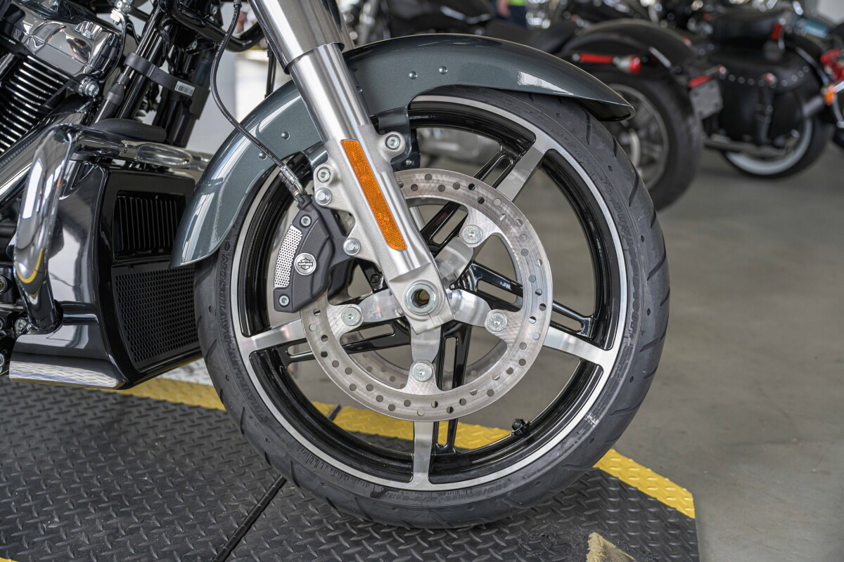 Road Glide®