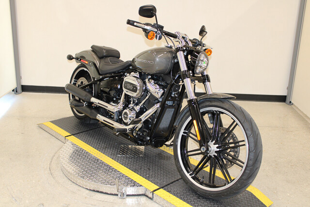 Softail® Breakout® 114